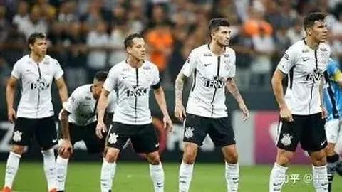 “特朗普关税政策引发加拿大、墨西哥及中国三国争议”